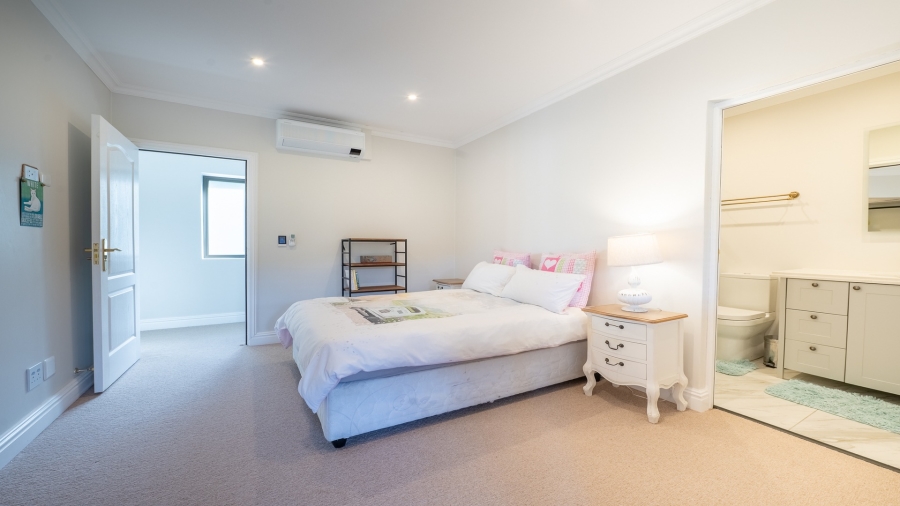 4 Bedroom Property for Sale in Green Pastures Western Cape